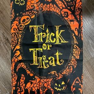 “Trick or Treat” Halloween Fabric Banner Sign